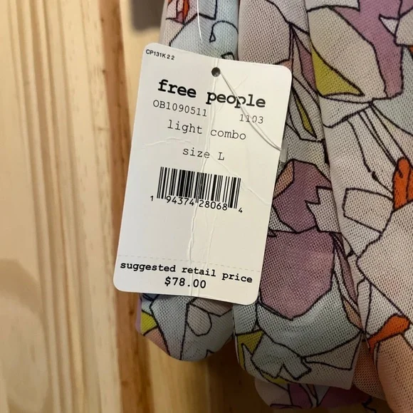 NWT, Free People blouse - Picture 4 of 4